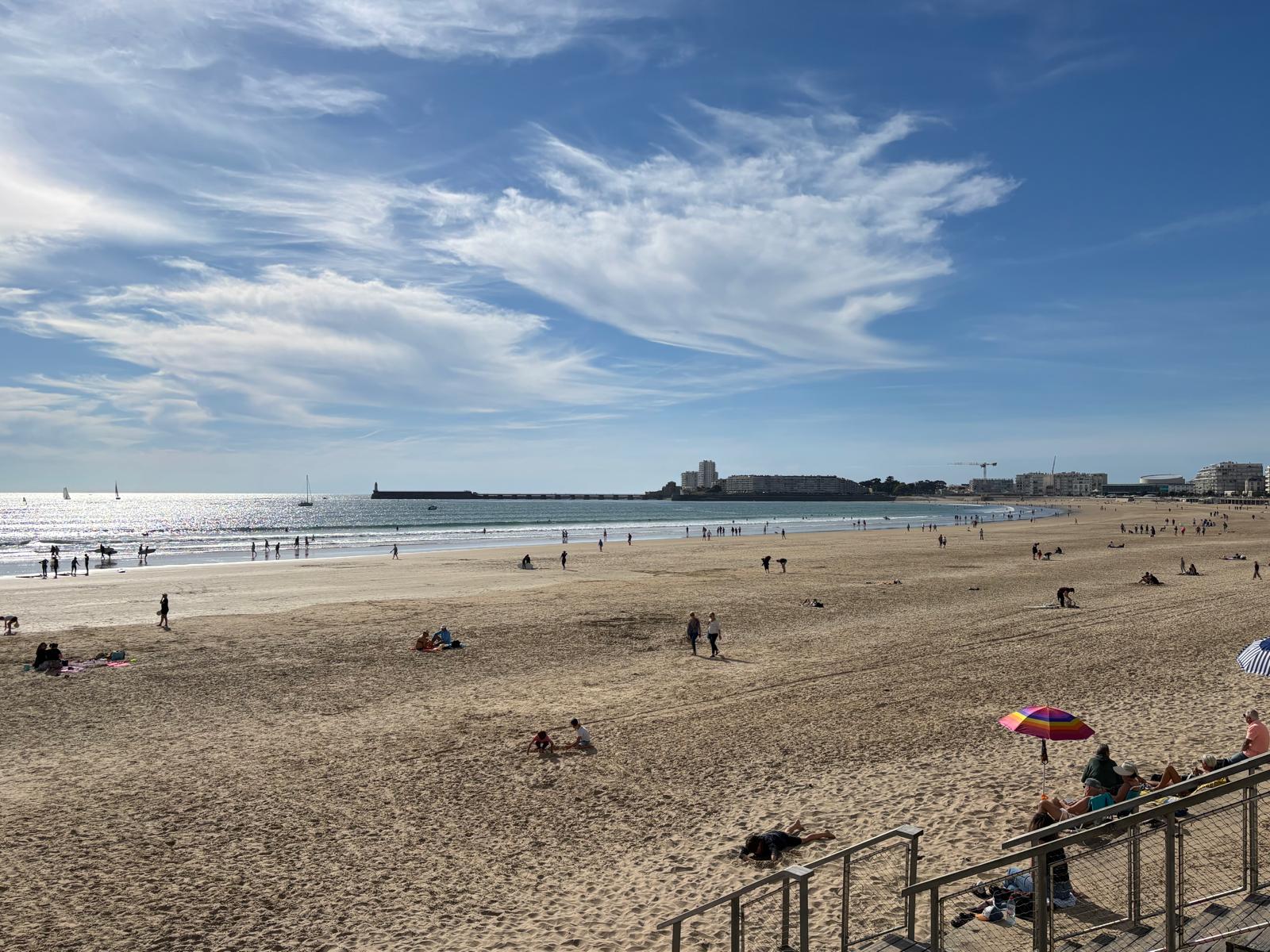 IMG-20251001-WA0092 La grande plage aux sables d'olonne